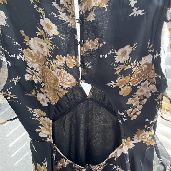 ASOS DESIGN Black Floral Chiffon Ruffle Mini Dress – Size 6 - Picture 6 of 6